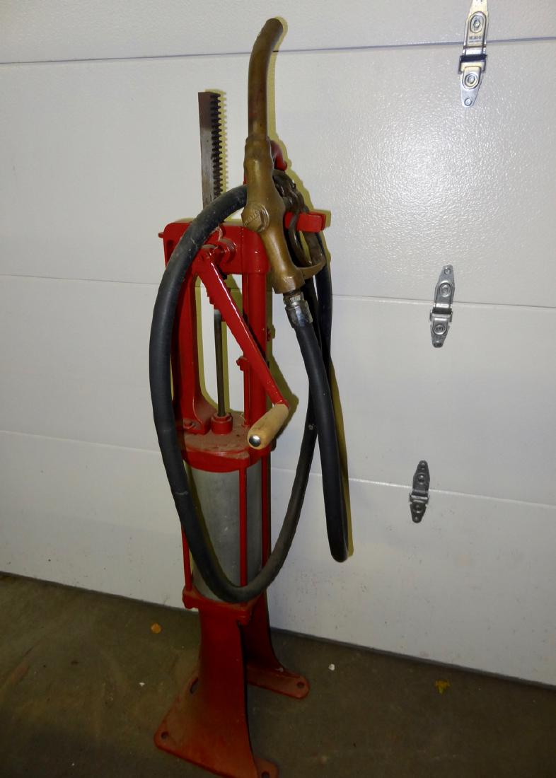 Early Hand Gas Pump
