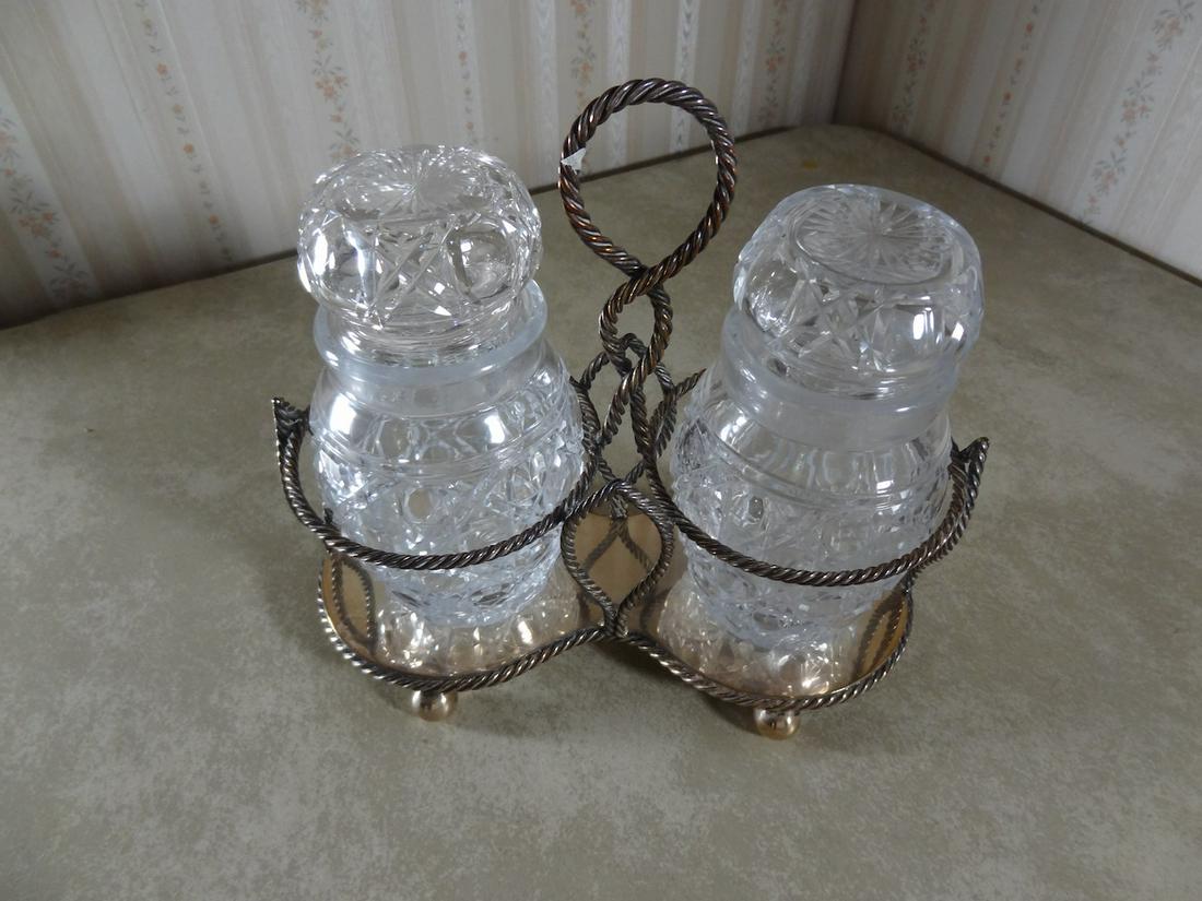 Brilliant Cut condiment set in S.Plate carrier (1 of 1)