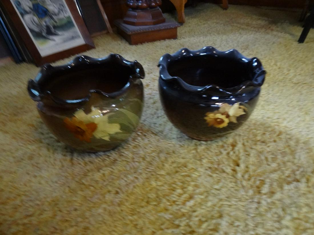 2 Weller art pottery jardeniers (1 of 2)