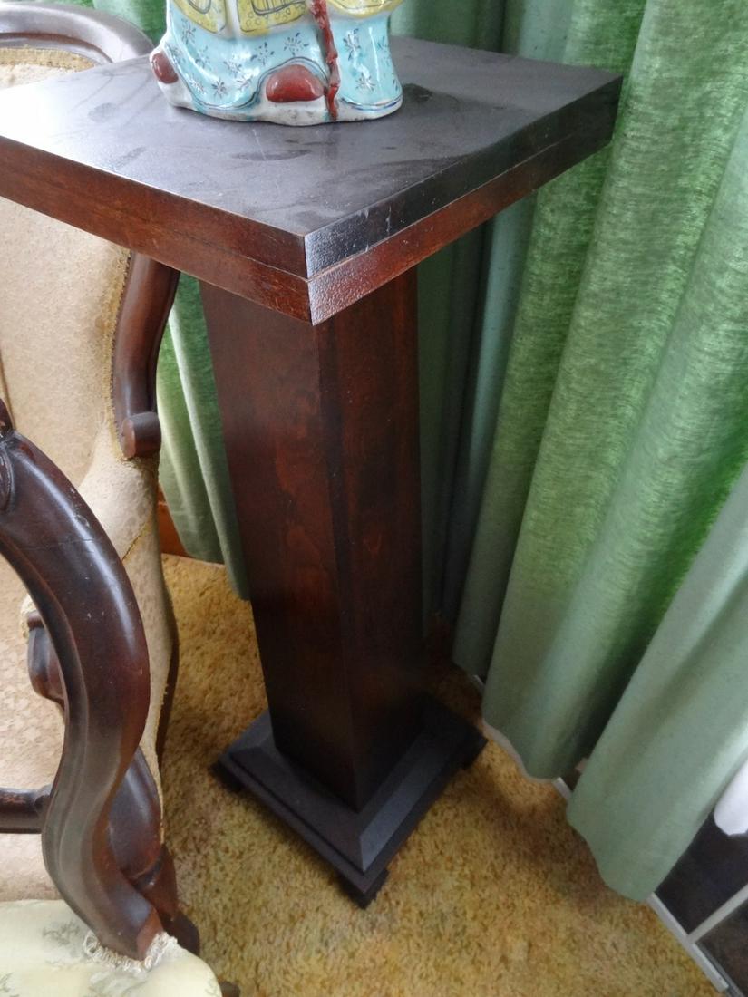 2 plant stands (1 of 2)