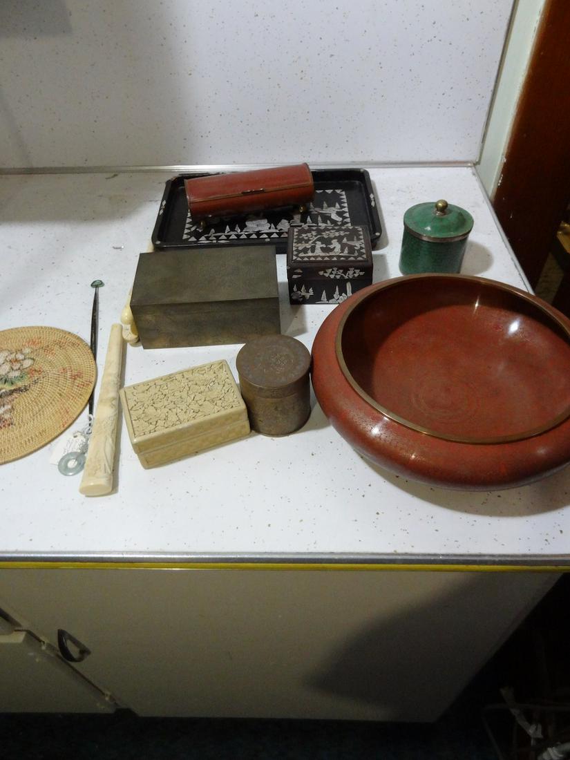 Large lot of Asian antiques (1 of 6)