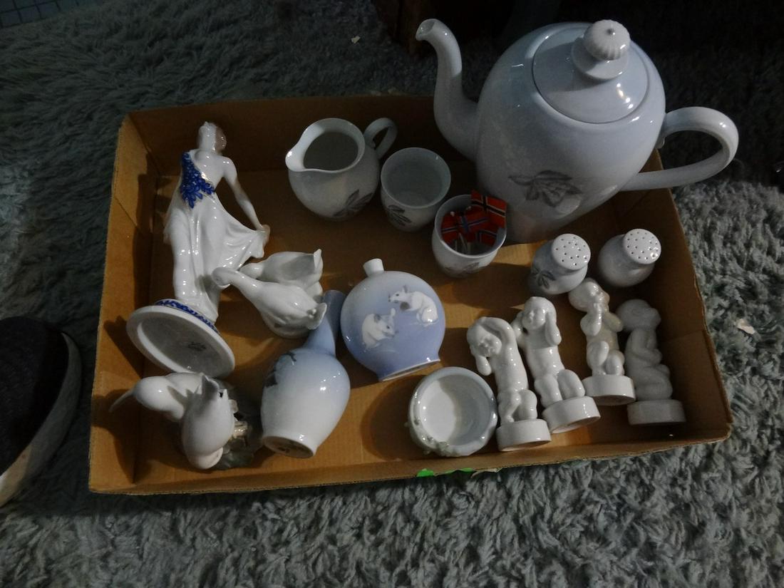 Large lot of Royal Copenhagan (1 of 4)