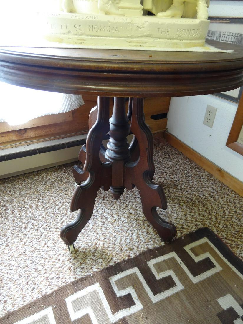 Victorian Oval Table (1 of 2)