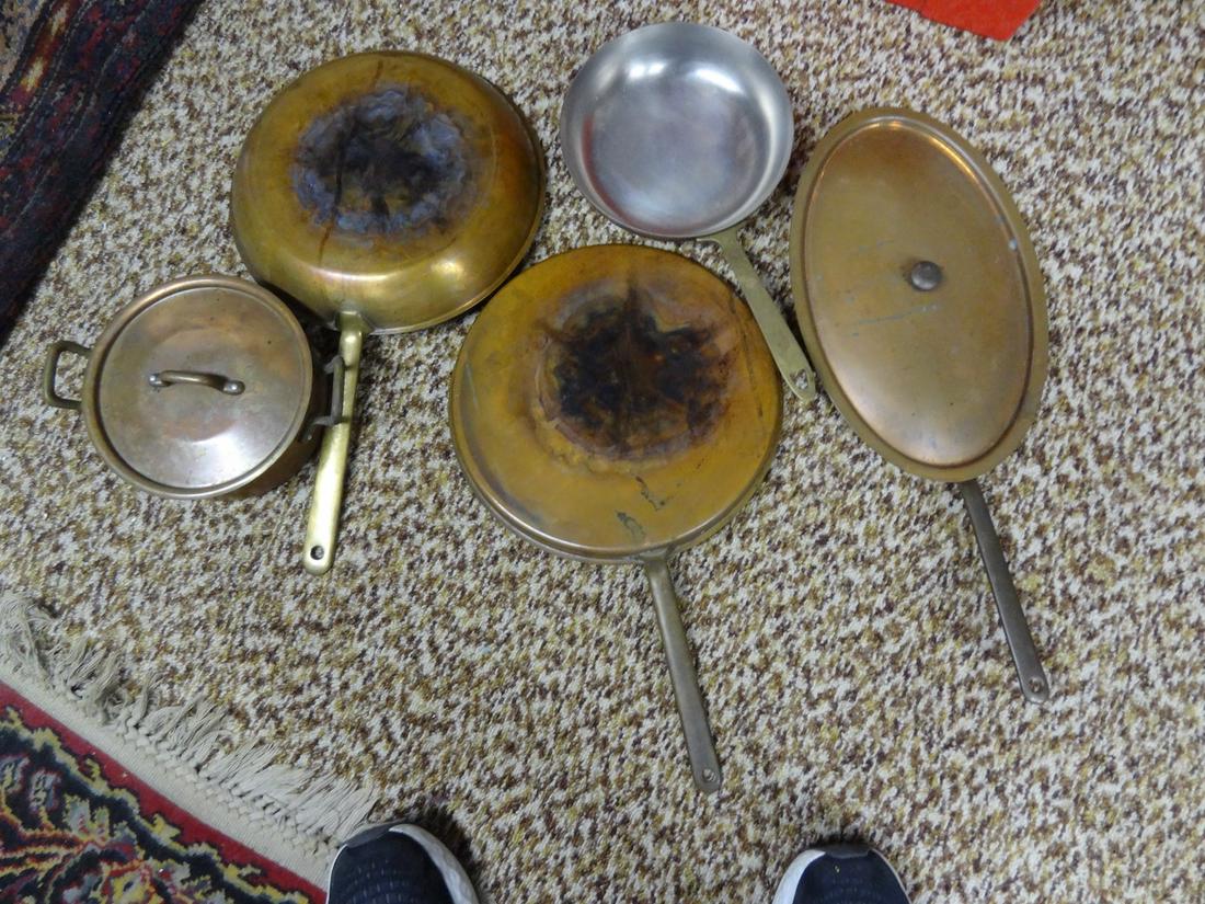 lot of old copper fry pans (1 of 3)