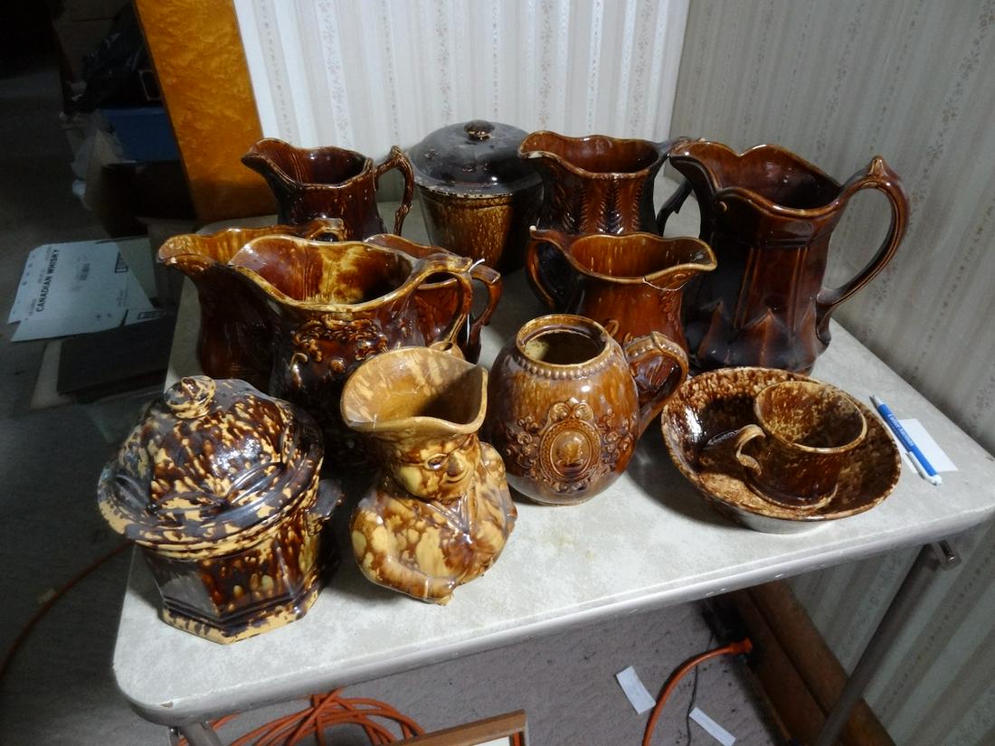 large lot of bennington pottery (1 of 4)