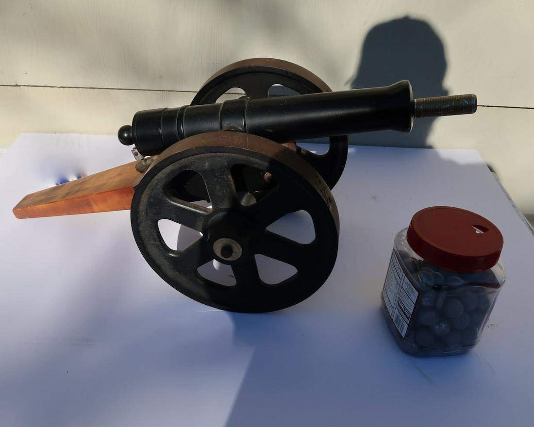 Big Bang Cannon w/Lead Cannon Ball Maker & Balls: 30" Long X 12" X 11" High