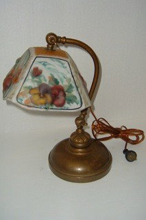 Signed Pairpoint Puffy Desk Lamp: Signed Pairpoint Puffy Desk Lamp- 15" tall- Shade 8".