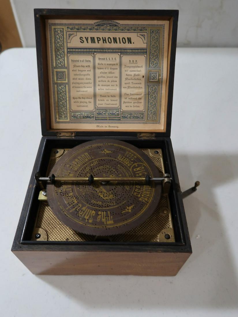 Symphonion (6" Disc) Music Box (Made in Germany) (1 of 4)