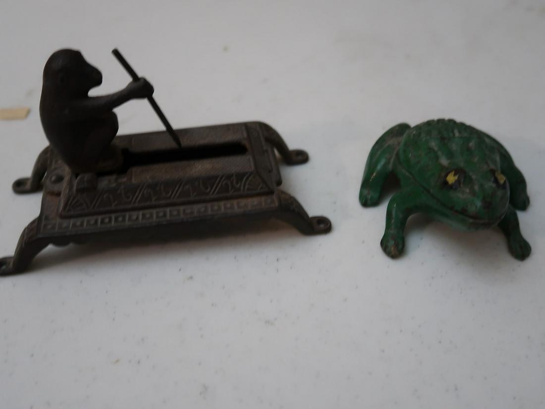 Cast Iron Frog Advertising Stoves & Ranges & Mechanical Cast Iron Monkey (1 of 3)