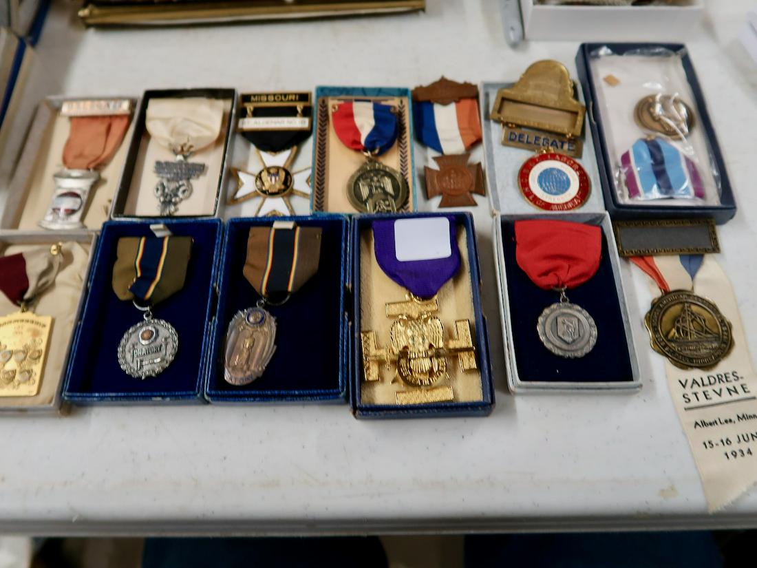 13 Delegate Badges in Boxes (1 of 3)