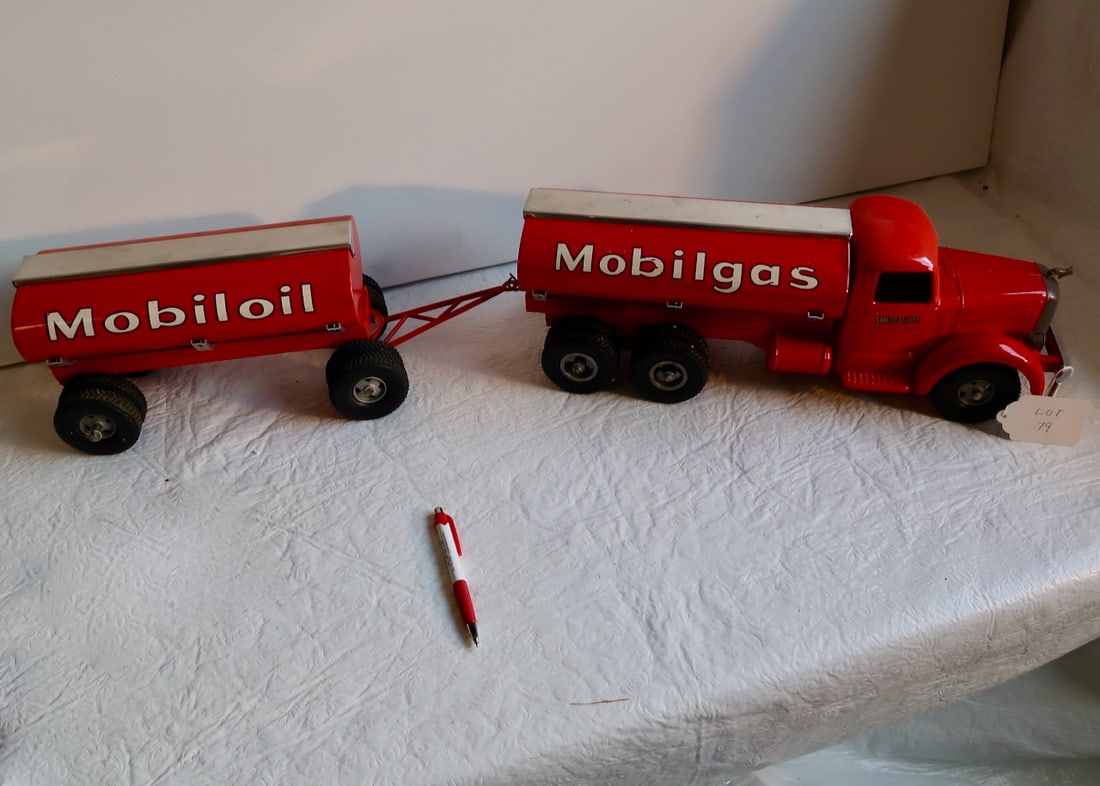 Smith Miller Mobile Oil Truck (1 of 7)