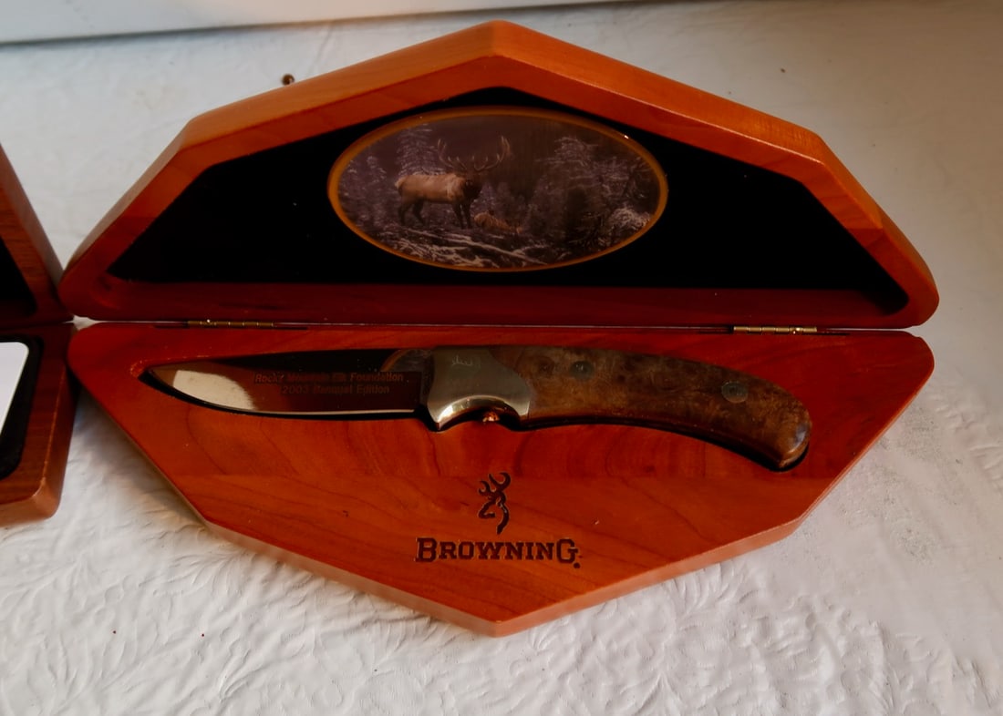 2 Rocky Mountain Knives in Cases (1 of 3)