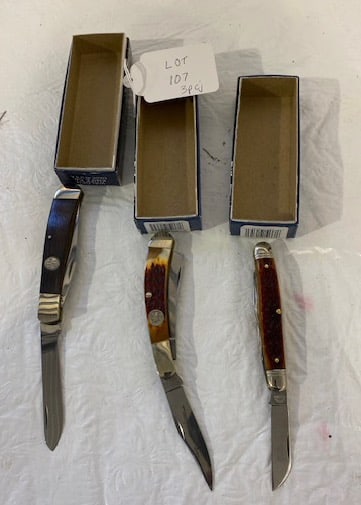 3 Schrade Walden Knives in Original Boxes (1 of 4)
