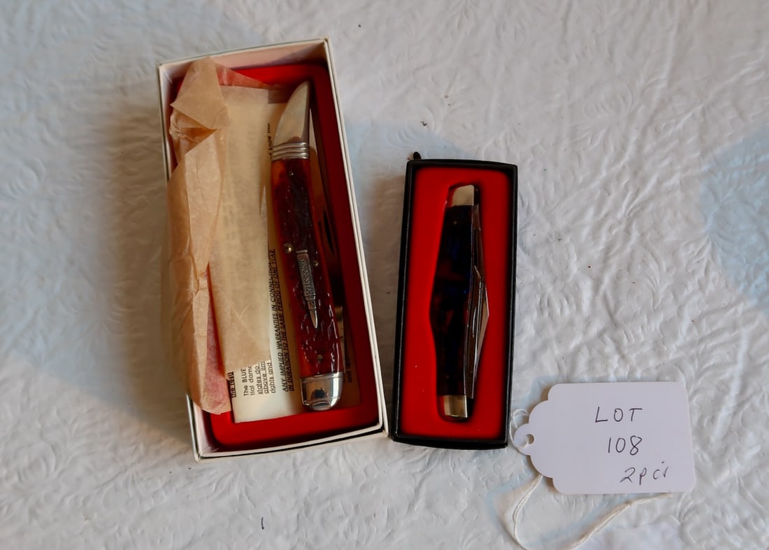 2 Winchester Knives in Original Boxes (1 of 3)