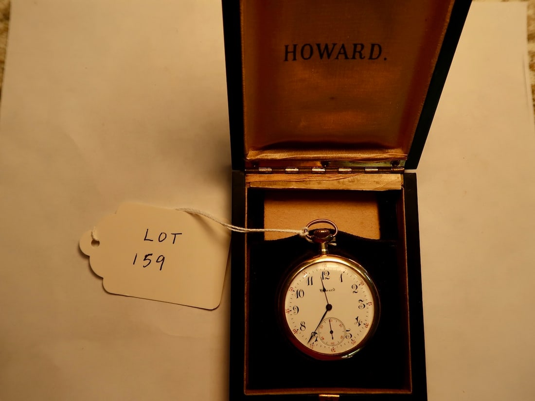 Fabulous Howard 14k Gold 19 Jewel Pocket Watch in Original Case: Diameter: 1.75"