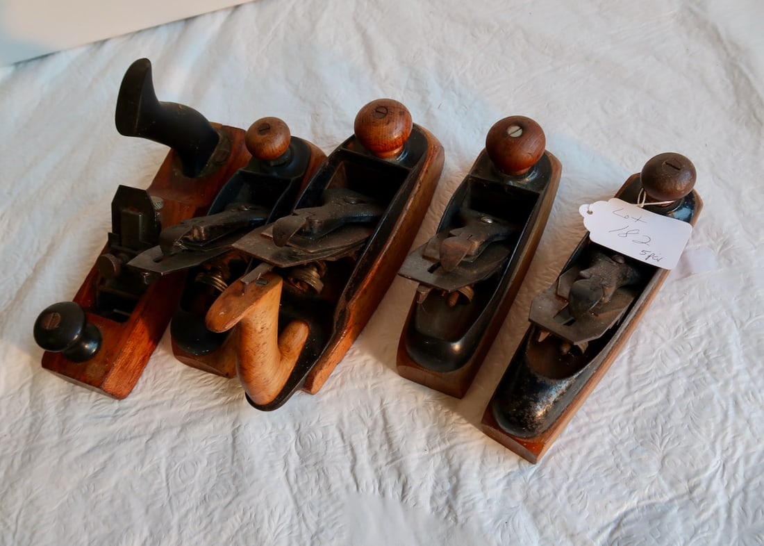 5 Early Wood Planes (1 of 3)