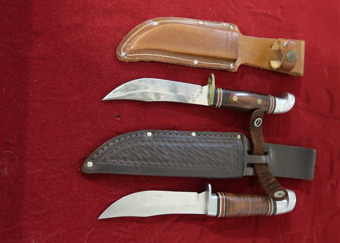 2 Western Bowie Knives (1 of 3)