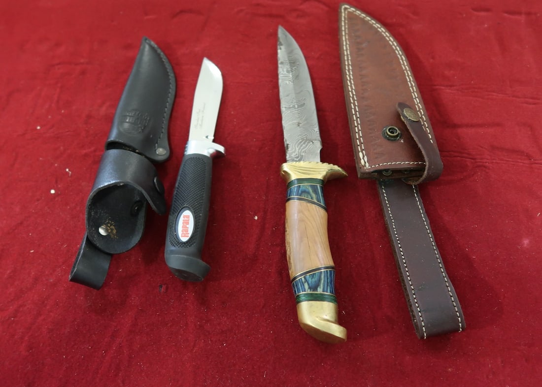 2 Bowie Knives (1 Rappala) (1 of 3)