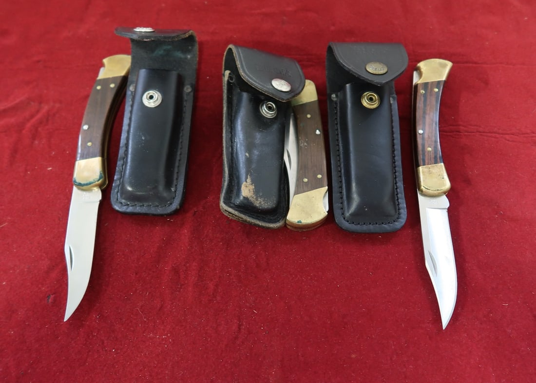 3 Buck Knives in Original Sheaths (1 of 4)