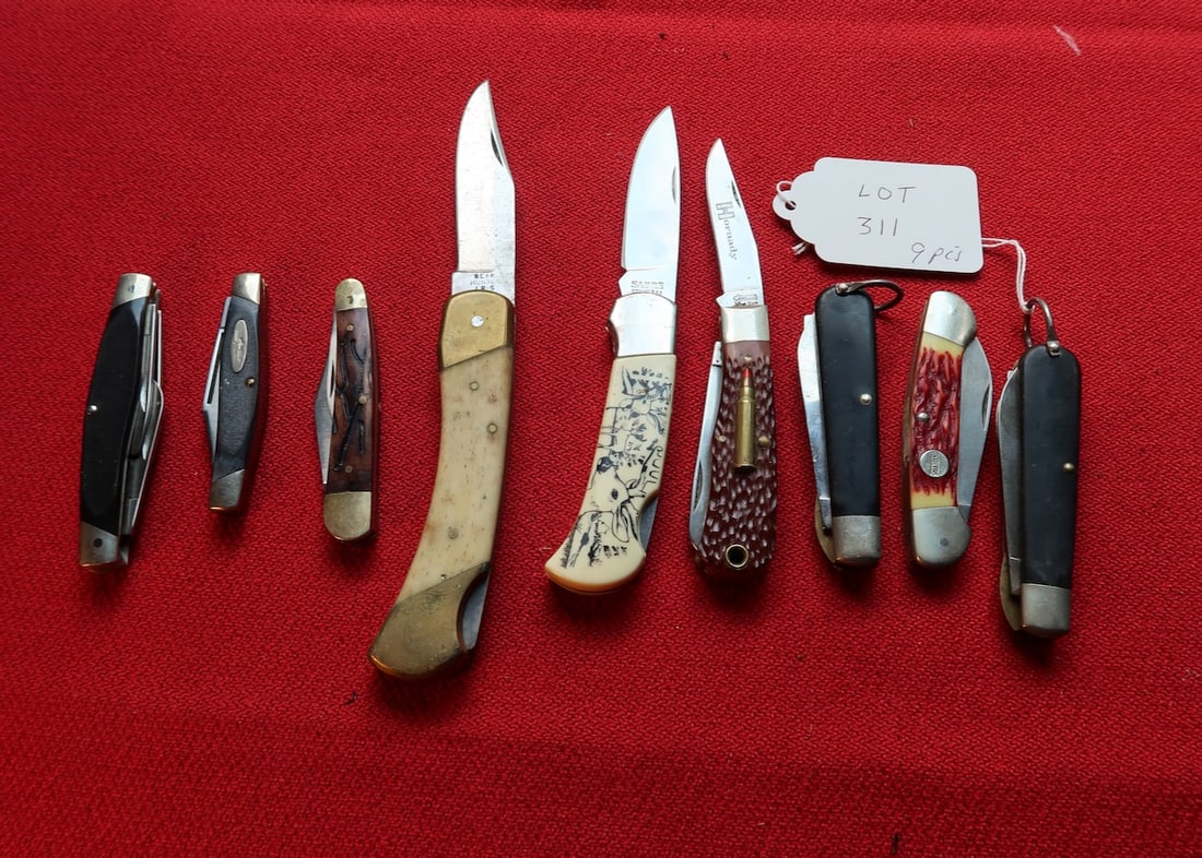 9 Pocket Knives (1 of 3)