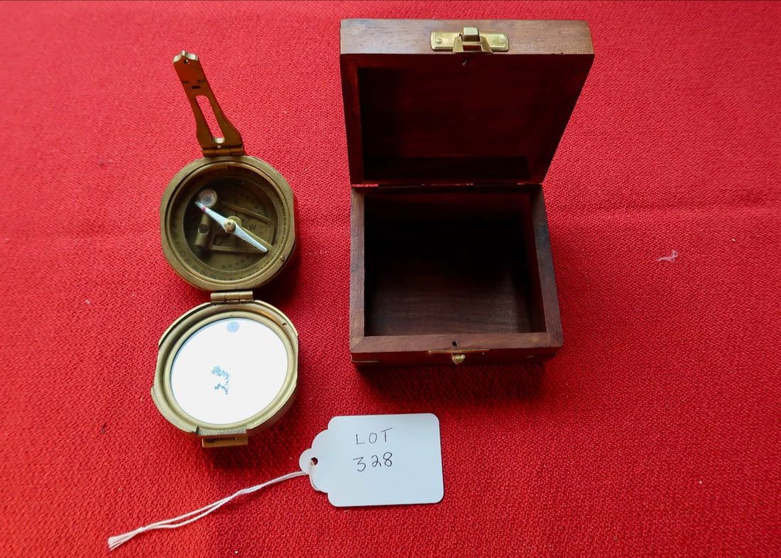 Early Compass w/ Case (1 of 4)