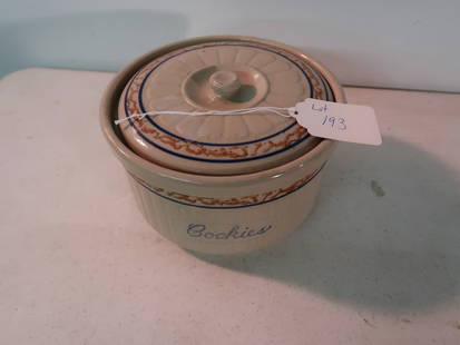 Redwing Sponge Band Cookie Cannister: 5" T x 8.5" Round
