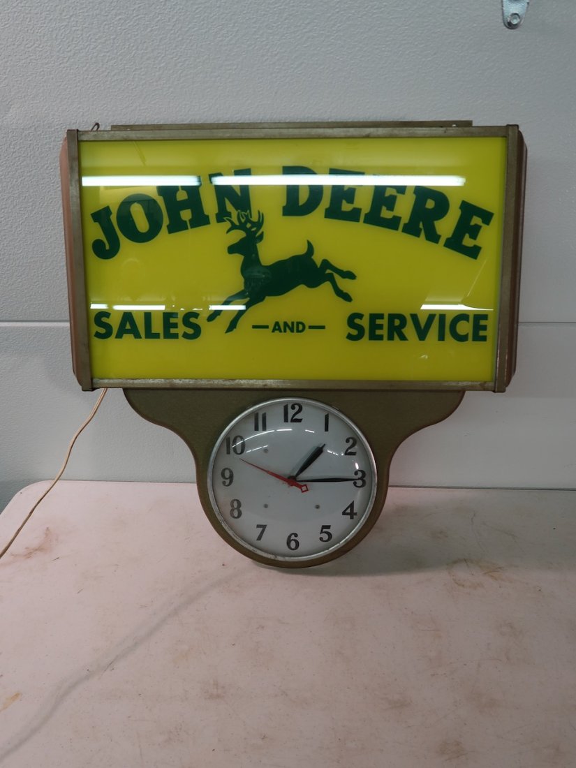John Deere Advertising Clock (1 of 4)