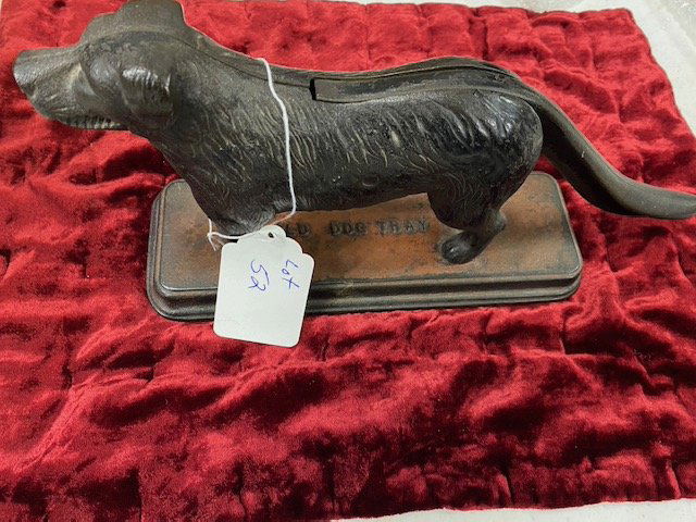 Old Dog  Cast Iron Nut Cracker (1 of 2)