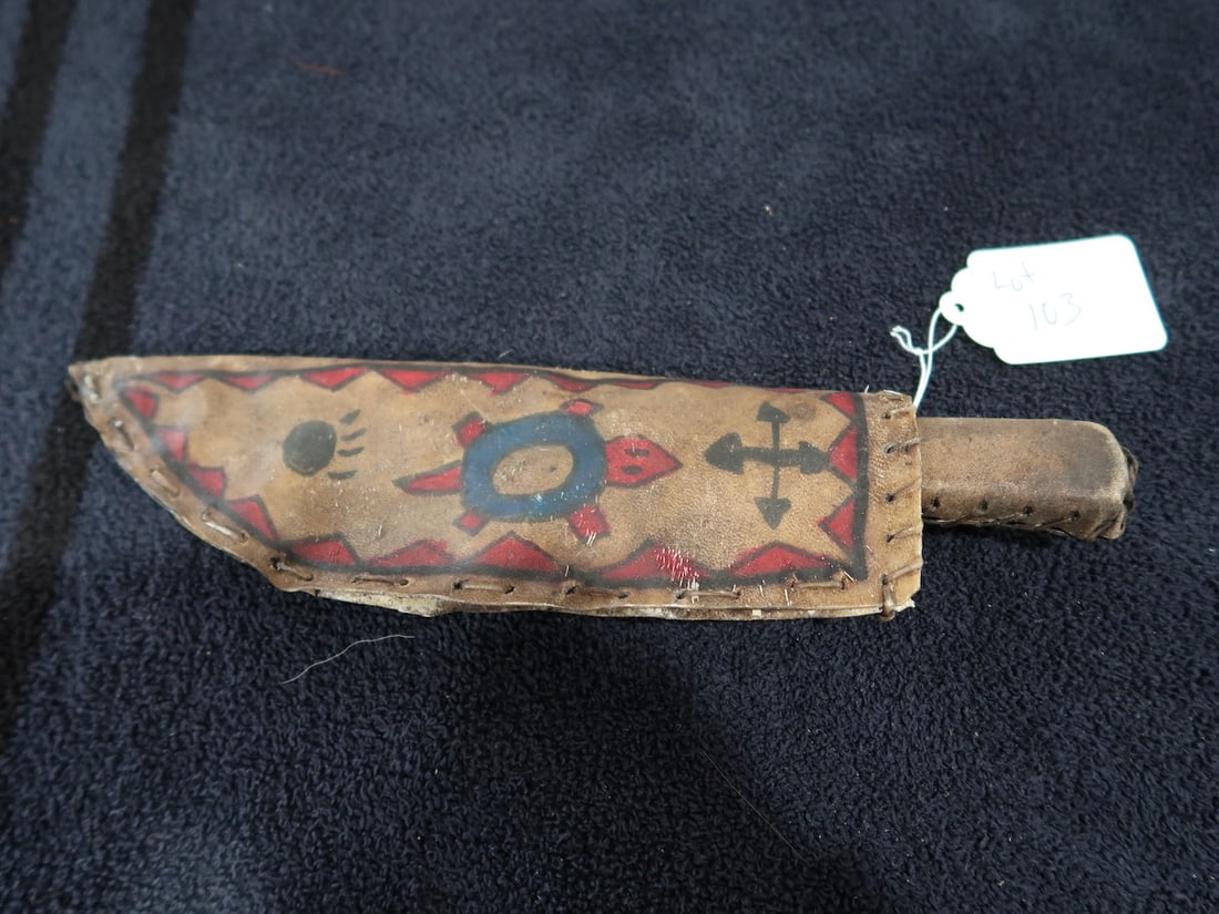 Vintage Native American Leather Sheath & Knife (1 of 2)