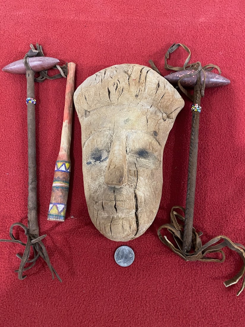 4 Vintage Native American Artifacts (1 of 4)