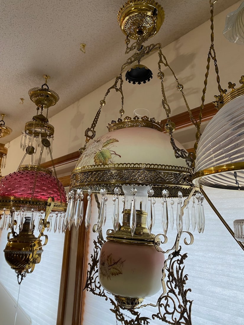 Victorian Hanging Lamp (1 of 3)