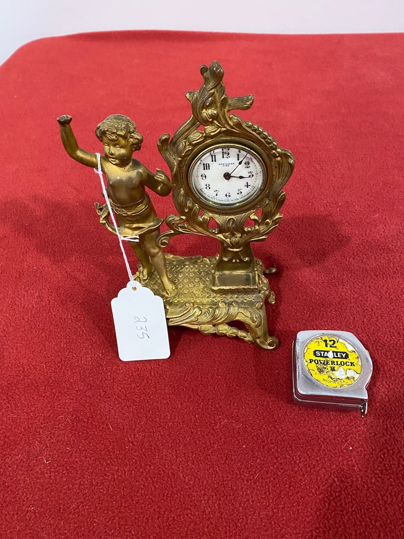 Figural Cherub Dresser Clock (1 of 2)