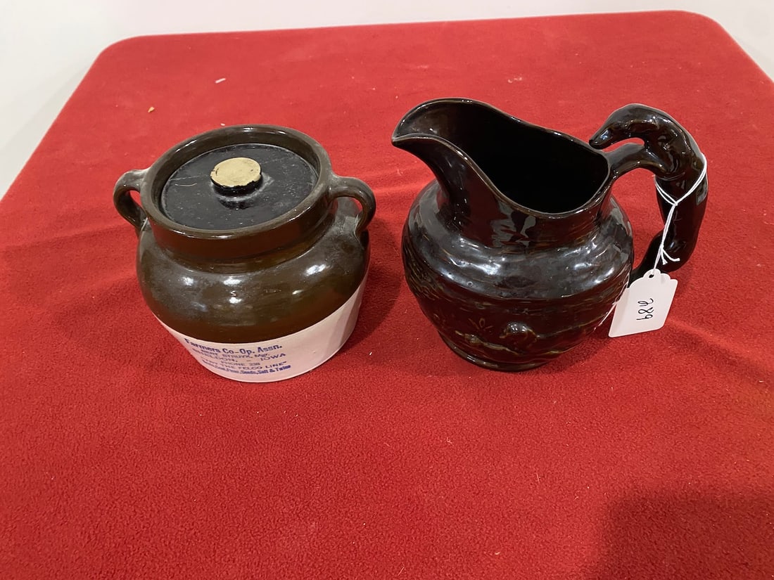 2 Pieces of Crockery (1 Red Wing Advertising Bean Crock) (1 of 2)