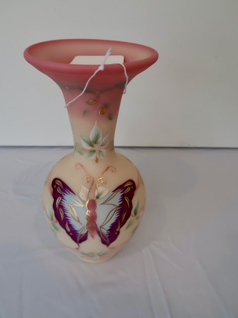 Signed Limited Edition Fenton Vase Burmese Finish (1 of 3)