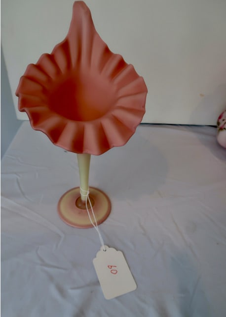 Peach Blow Jack & The Pulpit Vase: 11.5" T x 5.5" Ruffled Top