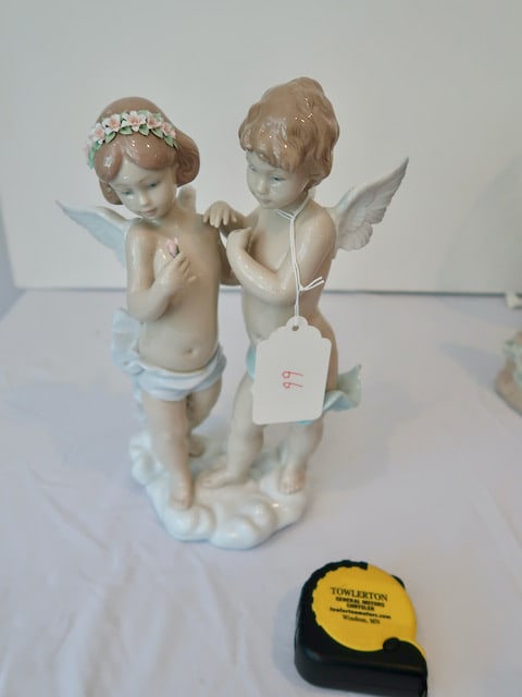 Large LLADRO Double Winged Boy & Girl Statue (1 of 3)