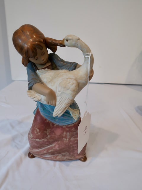 Early LLADRO Girl Holding Goose Statue: 9.5" T x 5" W