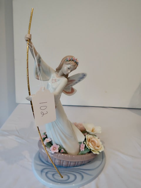 Large LLADRO Angel In Boat Statue (1 of 3)