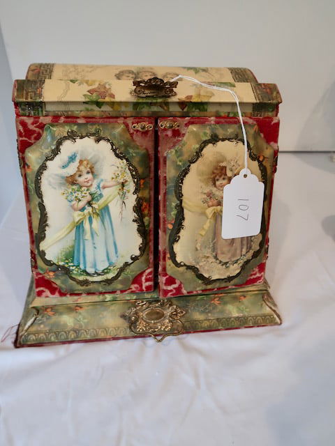 Beautiful Celluloid Victorian Dresser Box (1 of 3)