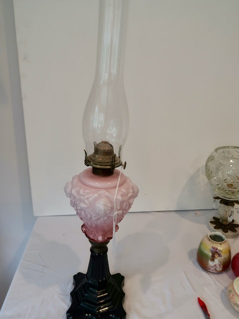 Large Rose Pattern Kerosene Lamp w/ Black Amythest Vase (1 of 3)