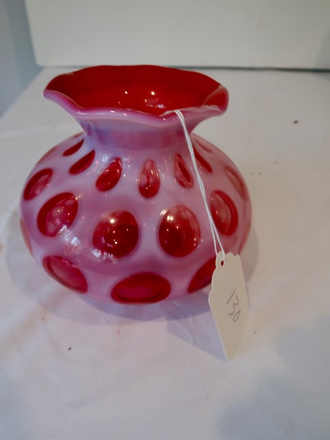 Large Fenton Cranberry Vase (1 of 2)