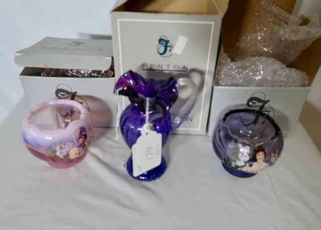 1 Fenton Vase & 2 Fenton Candle Holders w/ Original Boxes (1 of 1)