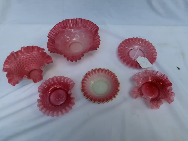 6 Fenton Cranberry Ruffled Bowls (1 of 4)