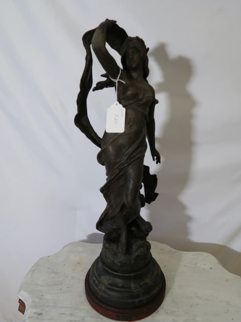 Beautiful Victorian Antique Spelter Statue - Signed Moreau (1 of 3)