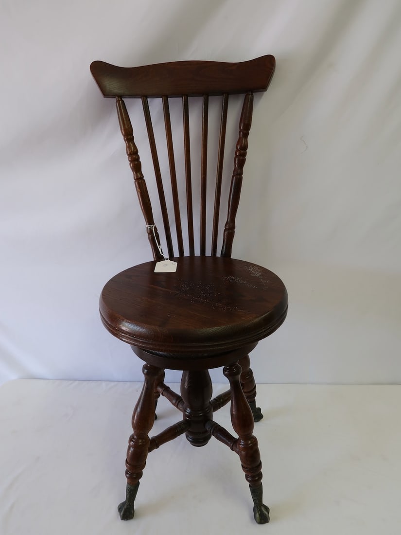 Oak Piano Stool (1 of 3)