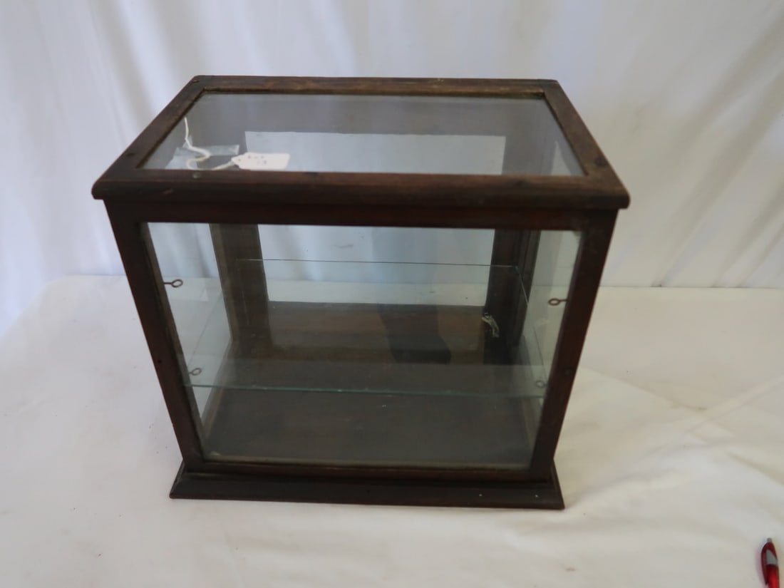 Small Oak Counter Top Showcase (1 of 4)