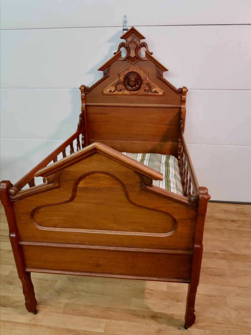 Rare Victorian Youth Bed w/Carved Angel Crest (1 of 4)
