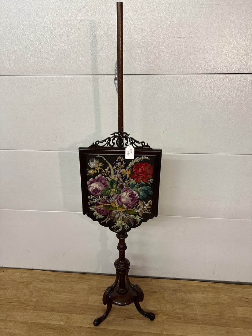 Victorian Wooden Fire Screen (1 of 5)