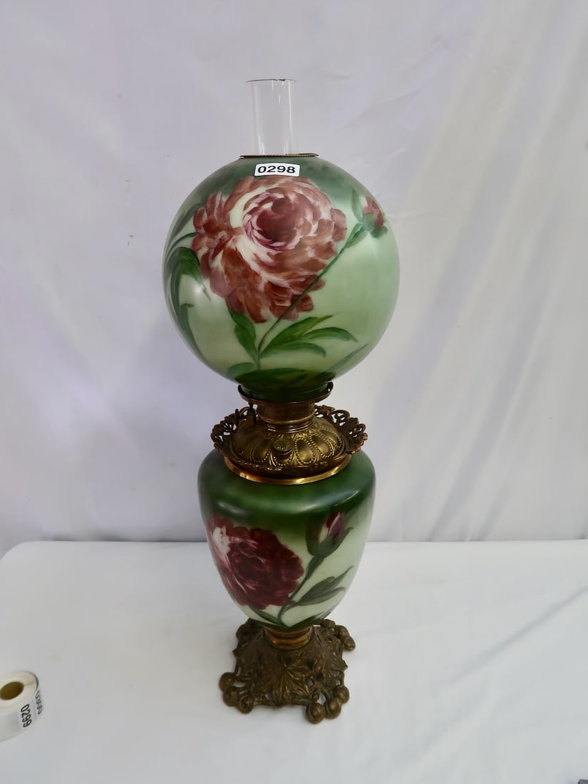 Large "Gone w/ The Wind" Banquet Lamp (1 of 3)