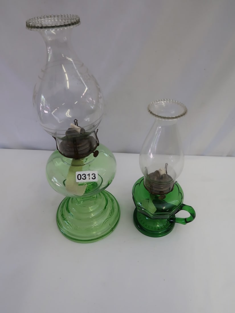2 Green Antique Kerosene Lamps (1 Finger Lamp) (1 of 3)